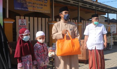 Kegiatan BakSos PAUD-IT Ihya As Sunnah Tasikmalaya