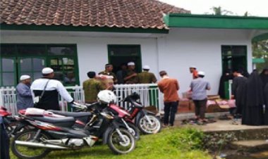 Kegiatan Bakti Sosial SMPIT-TQ